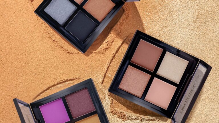 color correcting kits to apply before mixing foundations placed on sand.